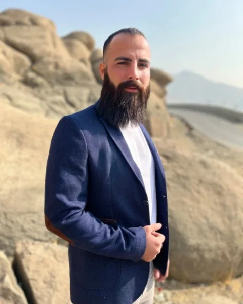 Photo from listing “Sam”, age 31