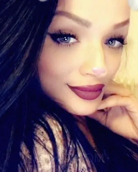 Photo from listing “DEUTSCHE VIVIENNE”, age 24