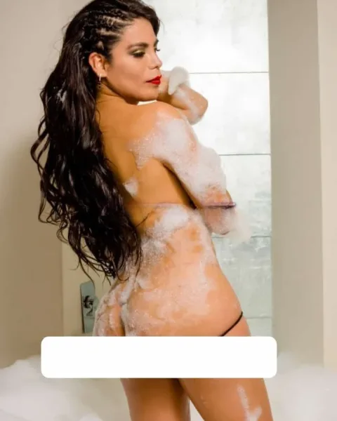 Photo from listing “Fabiola Golden”, age 29