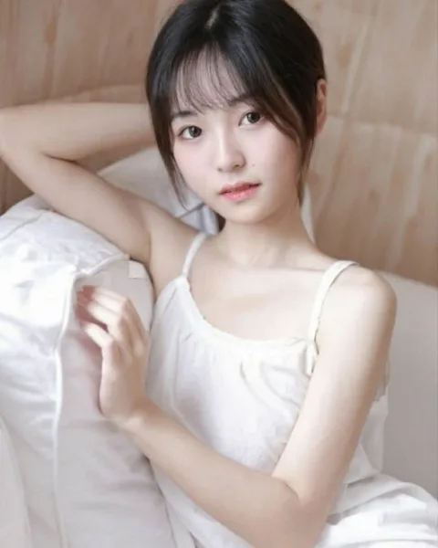 Photo from listing “Bonnie”, age 20