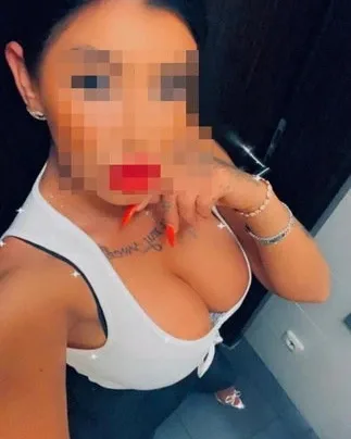 Photo from listing “Karla219”, age 31