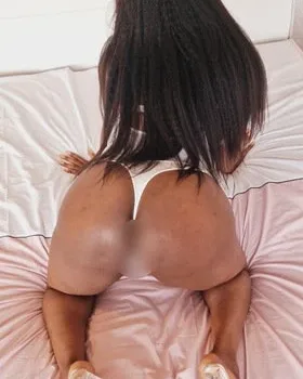 Photo from listing “Schoko Sandra”, age 33