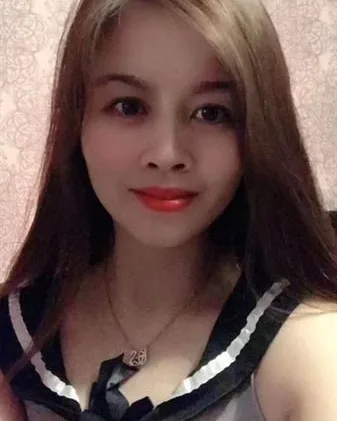 Photo from listing “Rose - asiatischer Traum!”, age 23