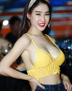 Photo from listing “Sarah”, age 29