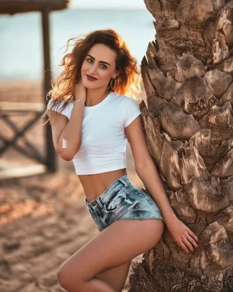 Photo from listing “Suzana”, age 29