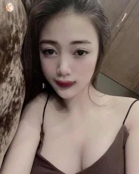 Photo from listing “Amanda”, age 25