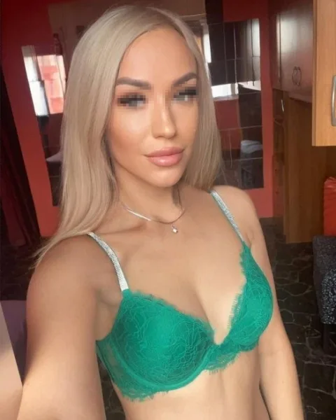 Photo from listing “Zara”, age 29