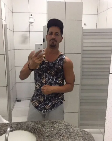 Photo from listing “Victor”, age 34