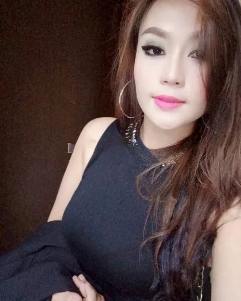Photo from listing “Kim”, age 27