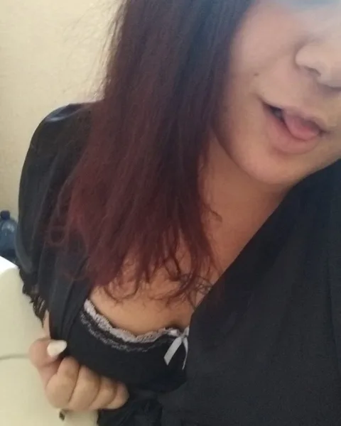 Photo from listing “Jana73”, age 22