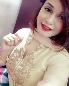 Photo from listing “Zoe”, age 23