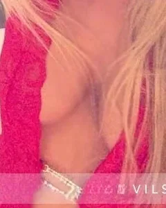 Photo from listing “Sienna”, age 27