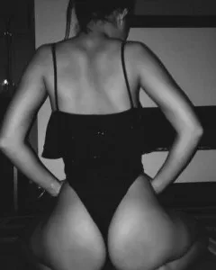 Photo from listing “Dior”, age 25
