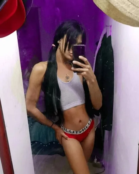 Photo from listing “Alexa Lotge”, age 22