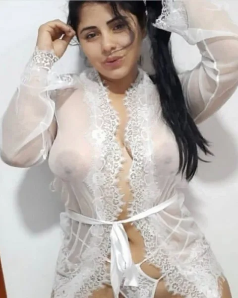Photo from listing “Adriana”, age 27