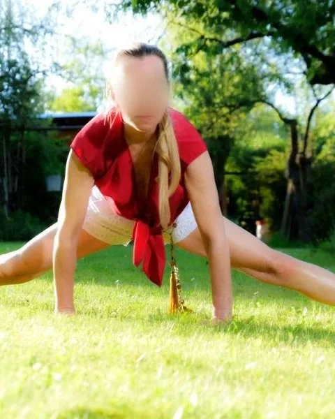 Photo from listing “TANTRA - DIANA BEI TRAUM & ZEIT MASSAGEN”, age 50