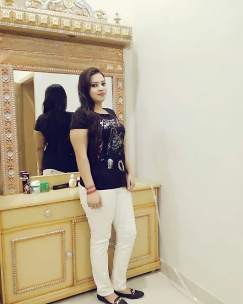 Photo from listing “Sumbal Khan”, age 23