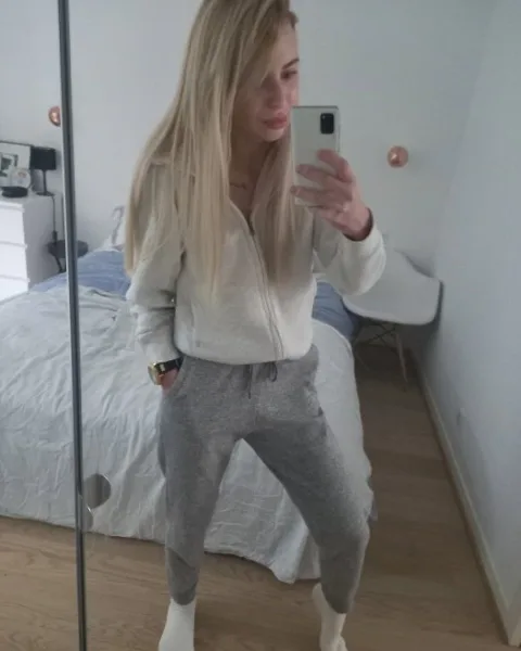 Photo from listing “Erika”, age 24