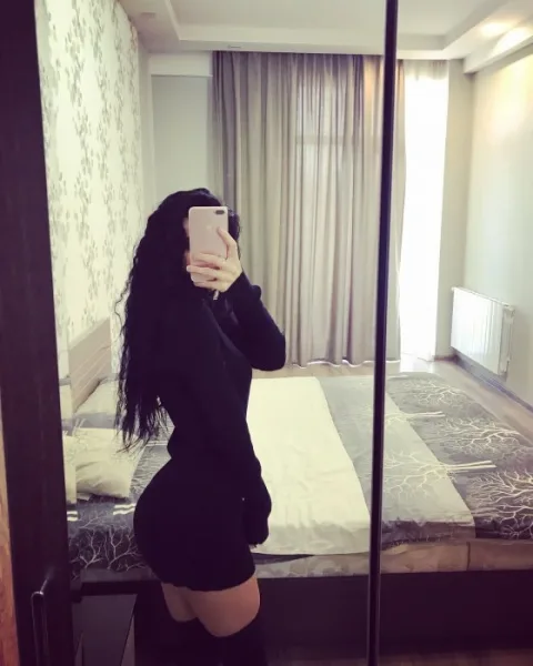 Photo from listing “Vivien”, age 22