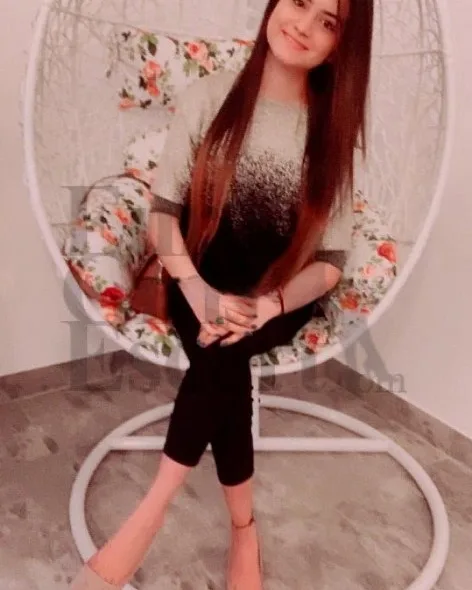 Photo from listing “Meehsal”, age 26