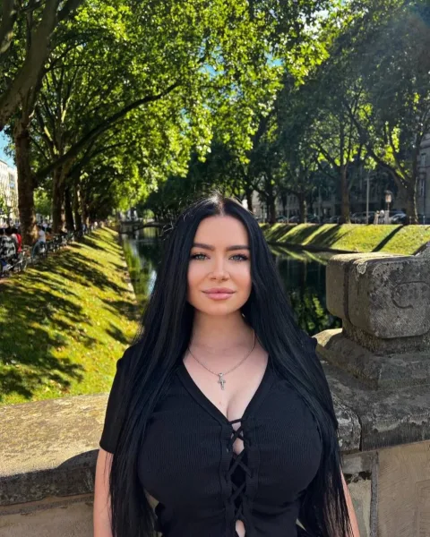 Photo from listing “Dana”, age 24