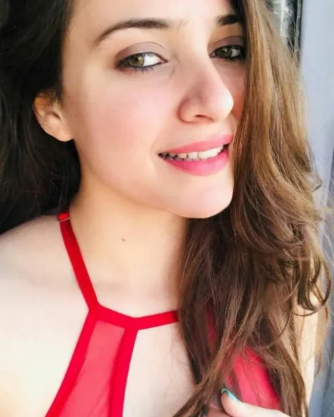Photo from listing “Nisha”, age 26
