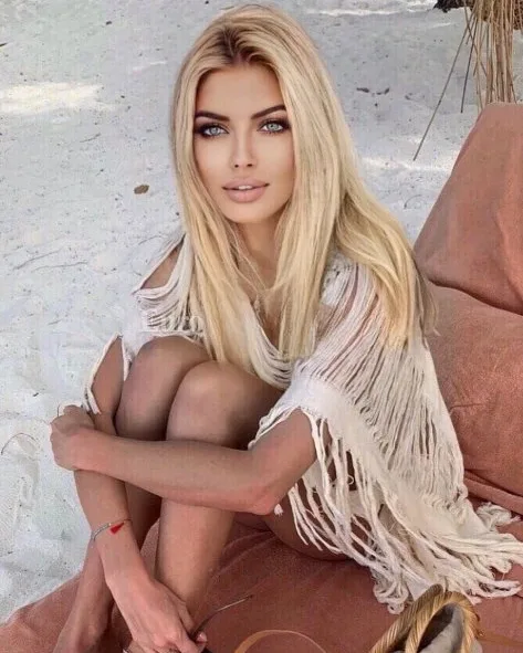 Photo from listing “Sasha”, age 28