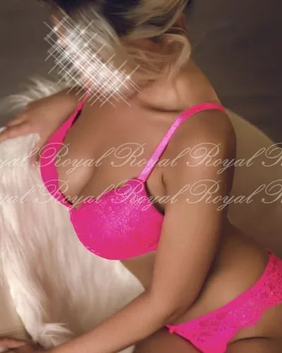 Photo from listing “Amy Im Royal”, age 22