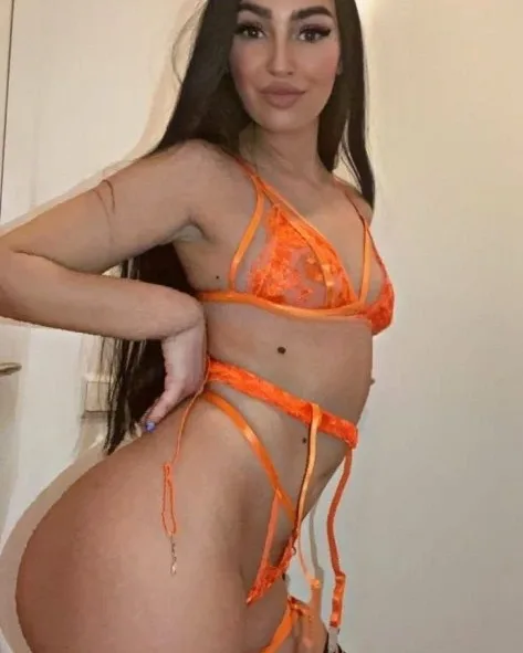 Photo from listing “Lenna”, age 23