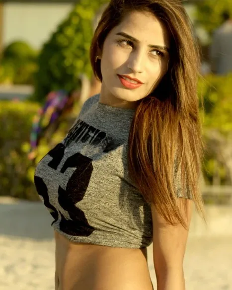 Photo from listing “Annie Sex machine”, age 26
