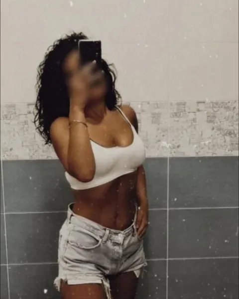Photo from listing “Luz”, age 26
