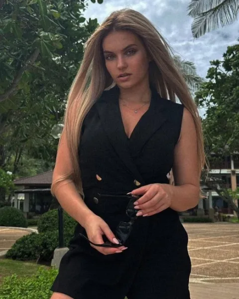 Photo from listing “Ansi”, age 20