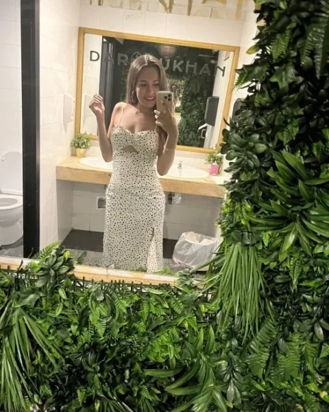 Photo from listing “Sofia”, age 27