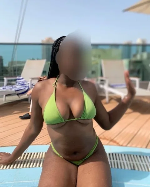 Photo from listing “Nelly”, age 19