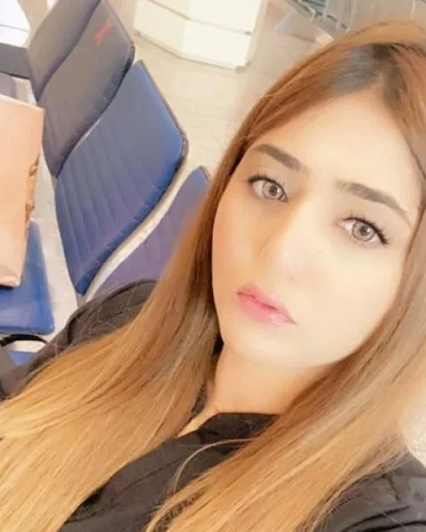 Photo from listing “Sara”, age 30