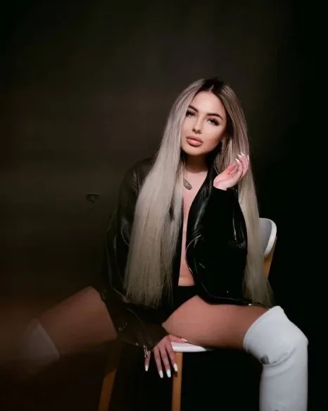 Photo from listing “Sasha”, age 25