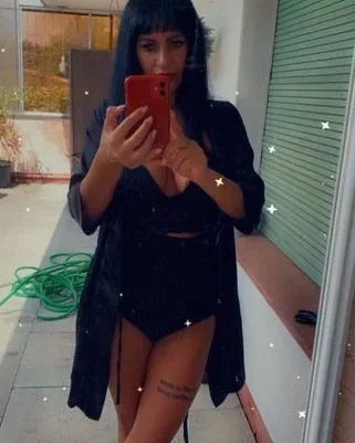 Photo from listing “Oriana4”, age 35
