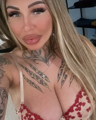 Photo from listing “Deutsche Gina”, age 32