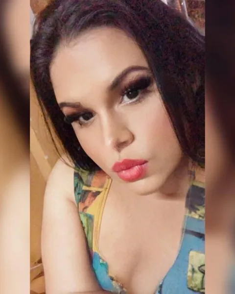 Photo from listing “Yussi”, age 20