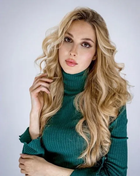 Photo from listing “Torun”, age 24