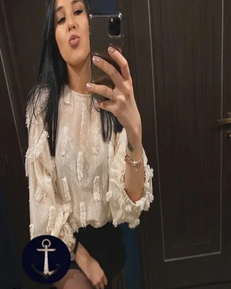 Photo from listing “Gabrielle”, age 24