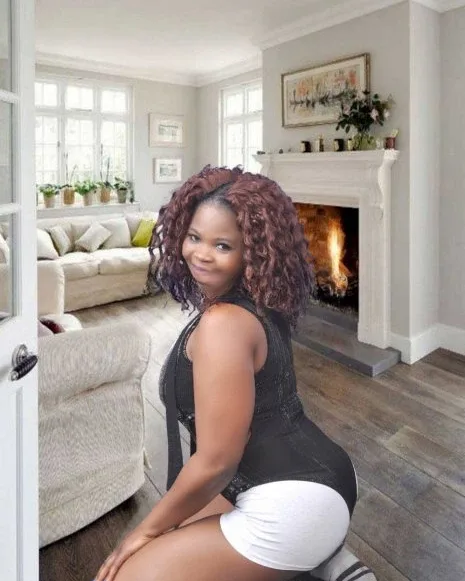 Photo from listing “Zinny Zee”, age 30