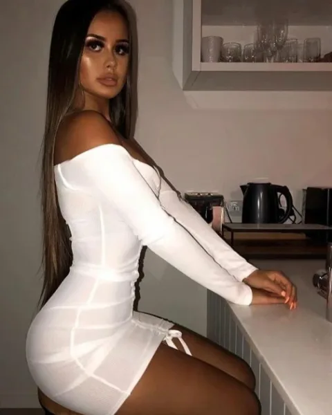 Photo from listing “Cami”, age 27