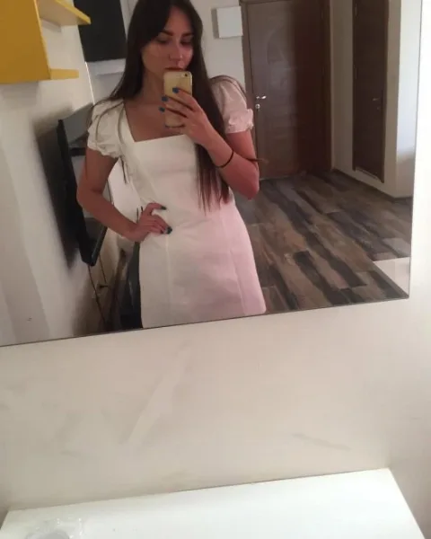Photo from listing “Alisia”, age 23