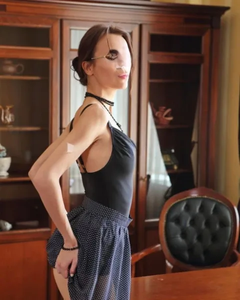 Photo from listing “Alice”, age 25