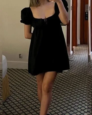 Photo from listing “Betty”, age 24