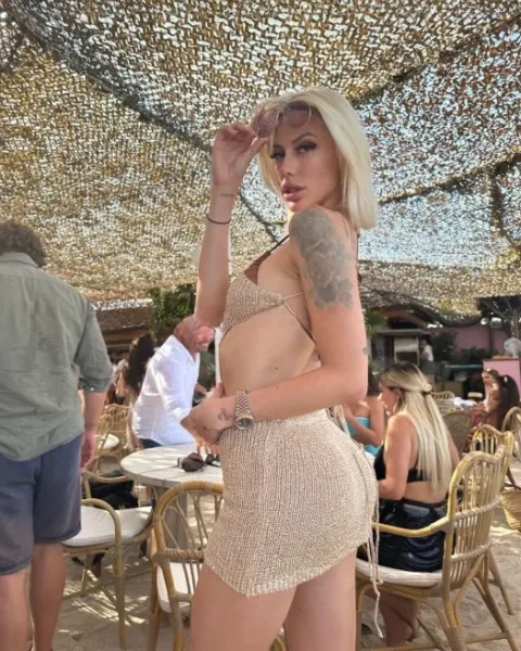 Photo from listing “Angelique”, age 26