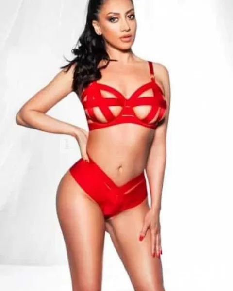 Photo from listing “Céline”, age 25
