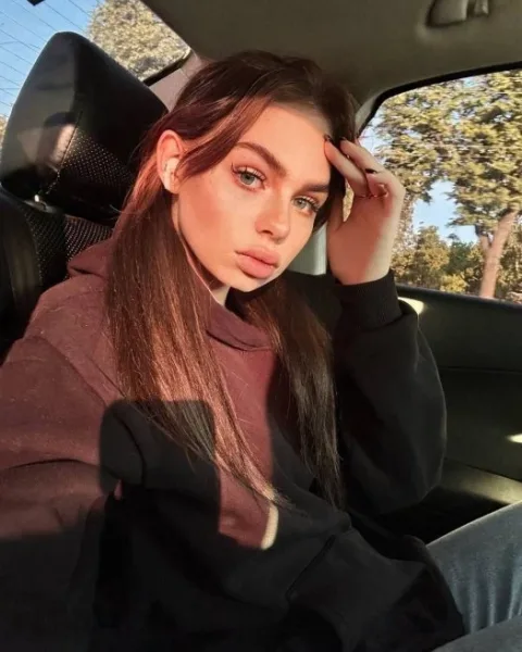 Photo from listing “Tina”, age 22