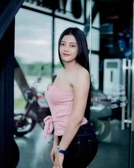 Photo from listing “Nana”, age 24